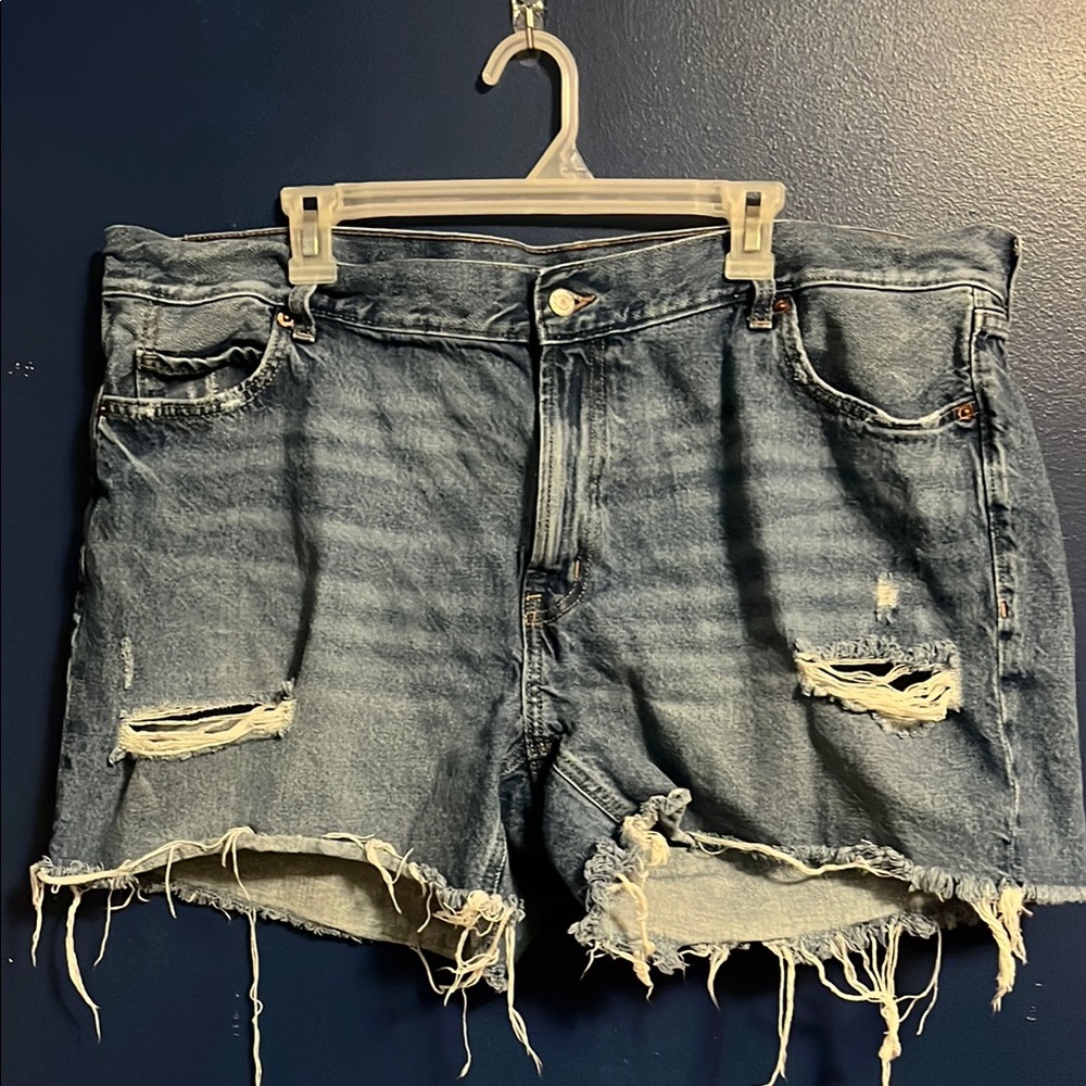Old Navy High Rise Slouchy Straight Shorts